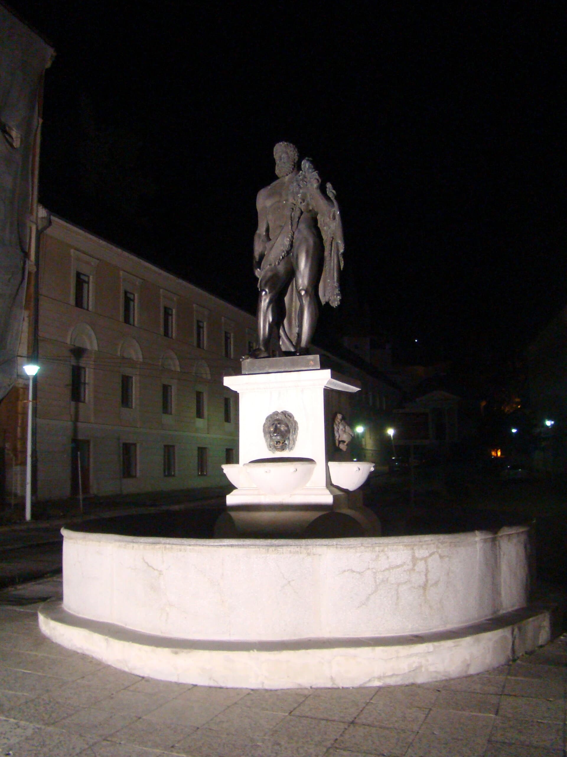 Statuia lui Hercules, Băile Herculane